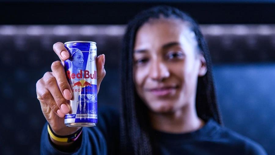 NAFI THIAM CANETTE RED BULL