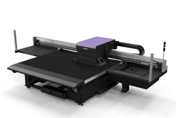 Mimaki optimise sa gamme d'imprimantes jet d'encre à plat LED-UV à travers deux nouveautés rapides et colorées