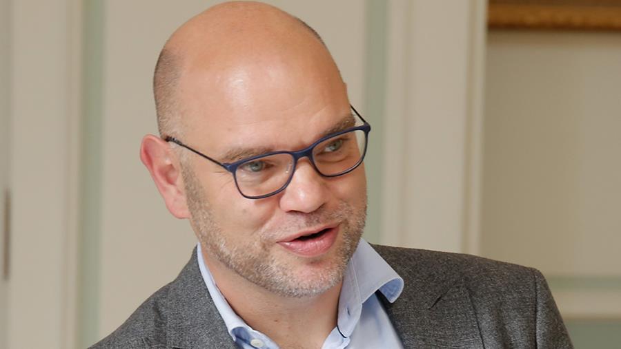 Waarom het dragen van een fietshelm onmisbaar is