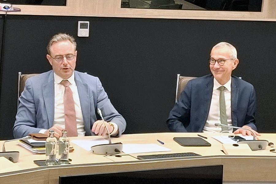 [Opinie] "Minister, u bent niet waard ons te vertegenwoordigen"