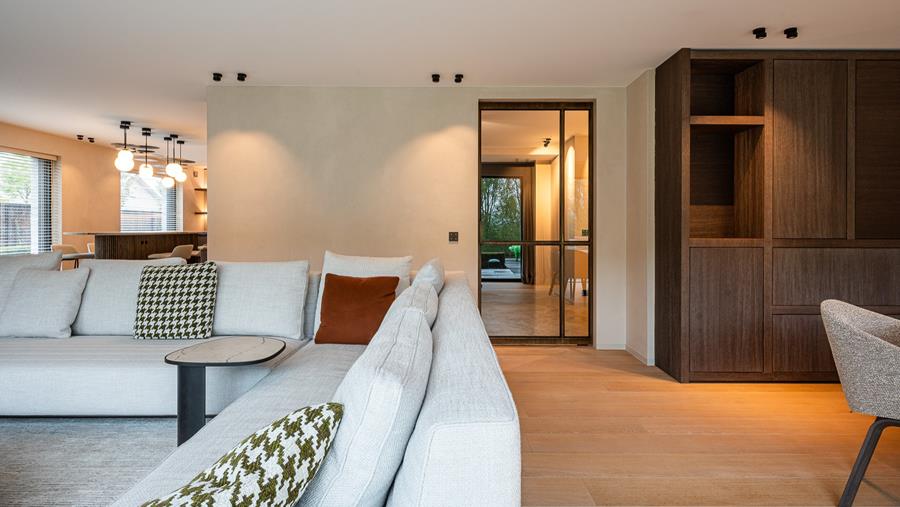 Une élégance intemporelle dans un intérieur modernisé