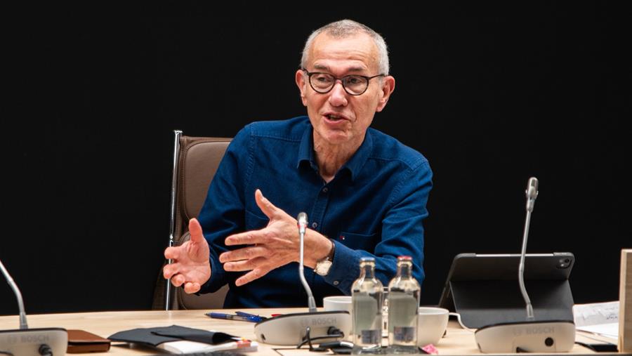 Vandenbroucke: "RIZIV was niet gewapend tegen gangsterisme"